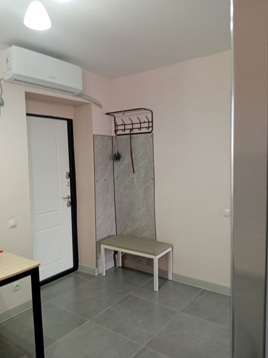 Сдаю квартиру по месячно.