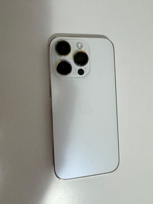 Vand iphone 14 pro de 256gb IMPECABIL