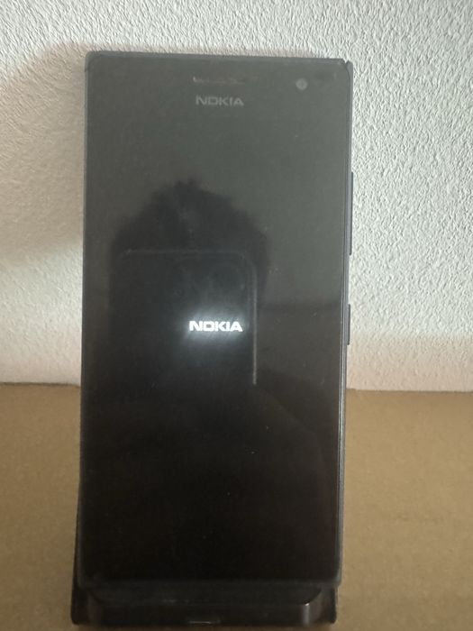 Nokia Lumina 735