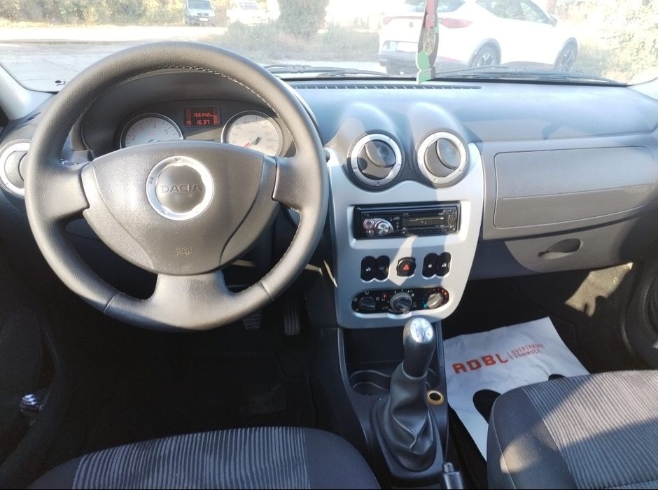 DACIA Logan 2010 — imagine 5