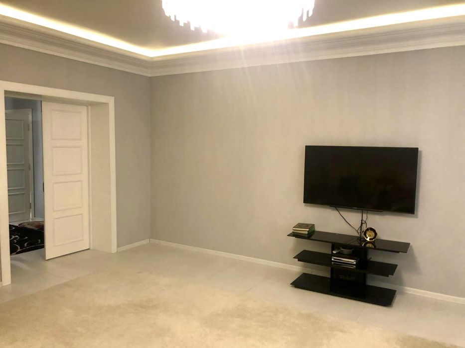 Алока Банк.Сдаётся 3х комнатная Люкс в Новостройке.СТД клиника