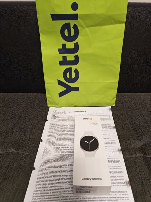ЗАПЕЧАТАН 40mm Samsung watch 8  BT Yettel Гаранция 2028 Silver