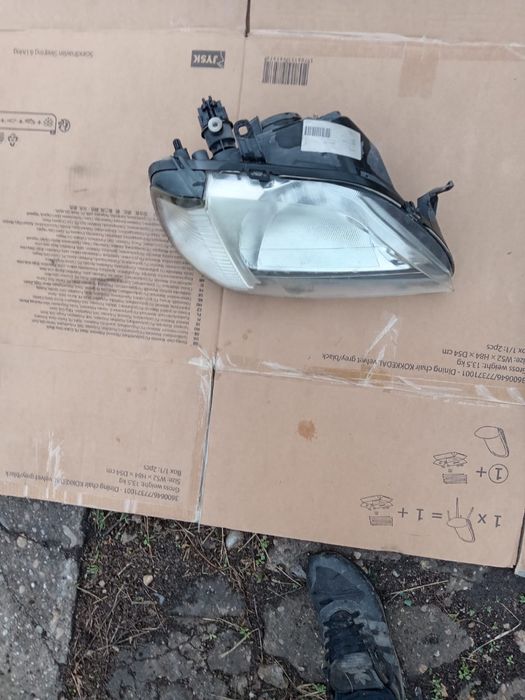 Far faruri Dacia Logan 1