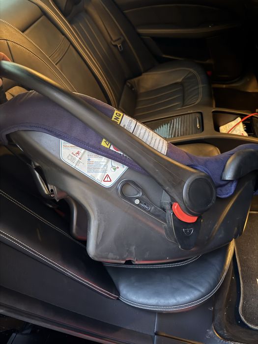 продам автолюльку автокресло
