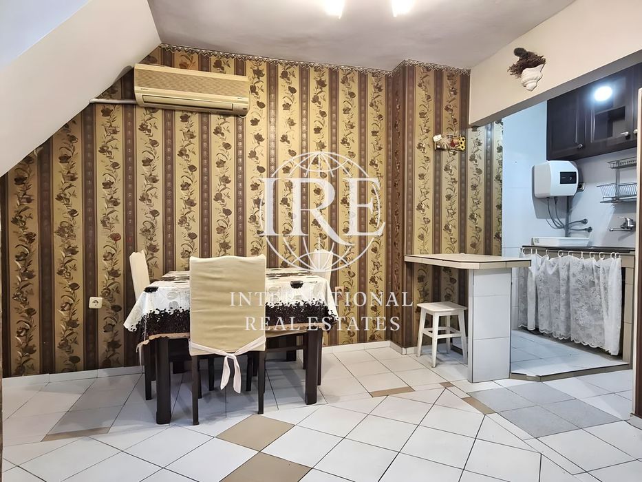 Продава се Тристаен апартамент в Варна, Погреби - 80 кв.м за 1782 €/кв.м - Снимка #2