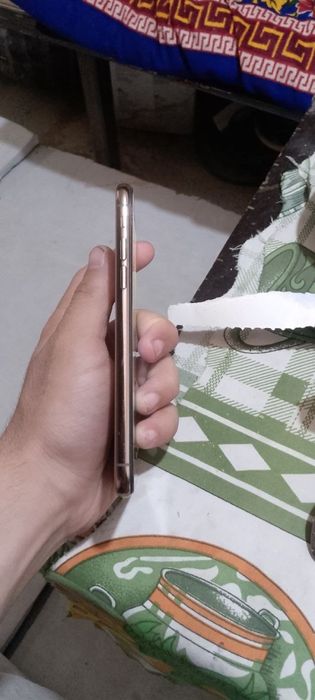 Iphone xs gold 64gb