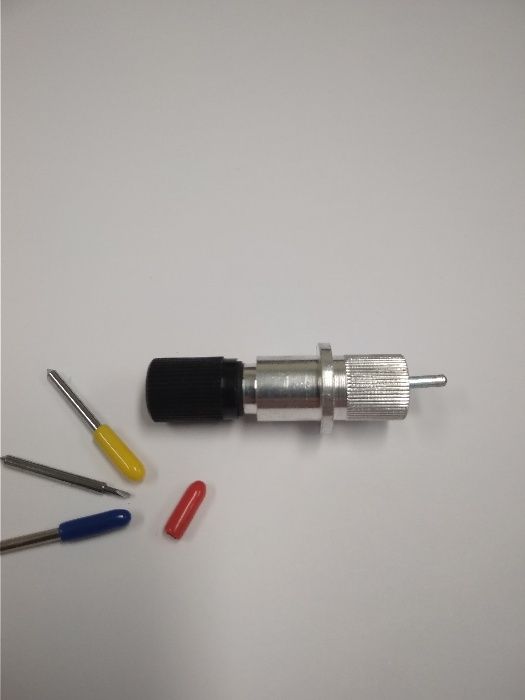 Дъжач и ножове за режещ плотер ROLAND и Pcut CREATION