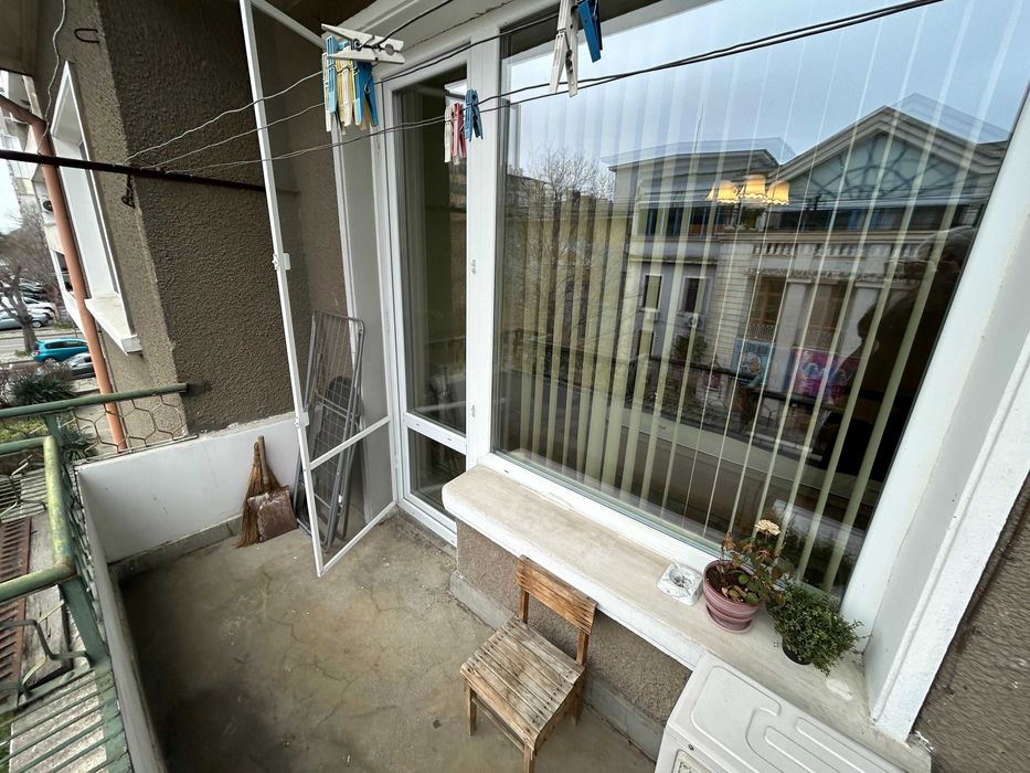 Дава се под наем Тристаен апартамент в Бургас, Възраждане - 85 кв.м за 747.66 € - Снимка #14