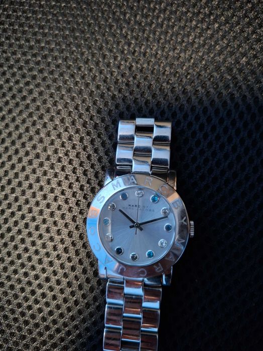 Часовник Marc Jacobs