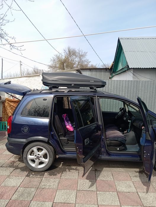 Продаю Опель Зафира А