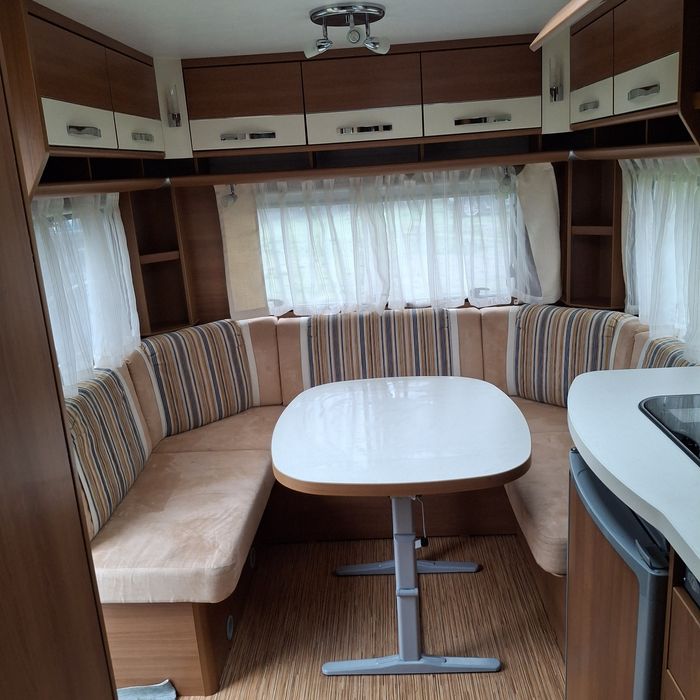 Продавам Карвана .