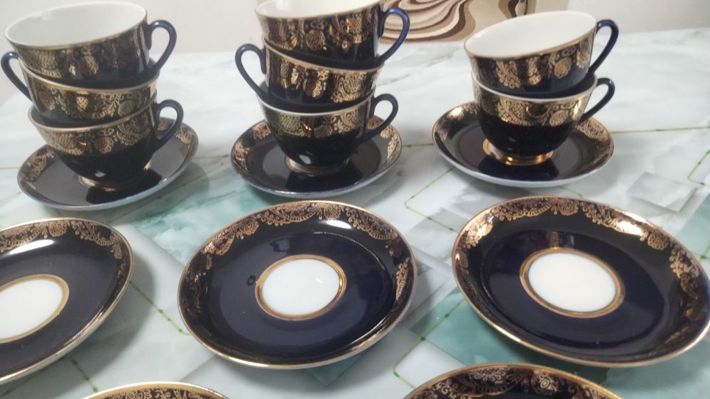 Фарфоровый чайный набор