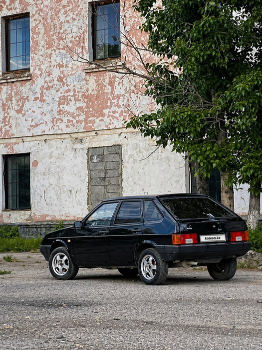 Продам девятку...