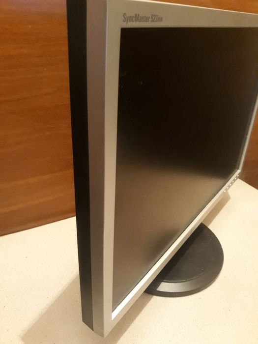 Продам монитор Samsung 19"