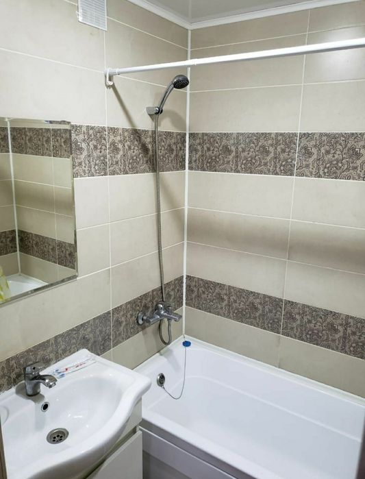 Абая. 1-но комнатная в центре