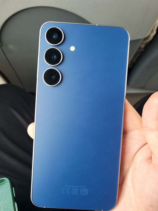 Samsung Galaxy S25 FE