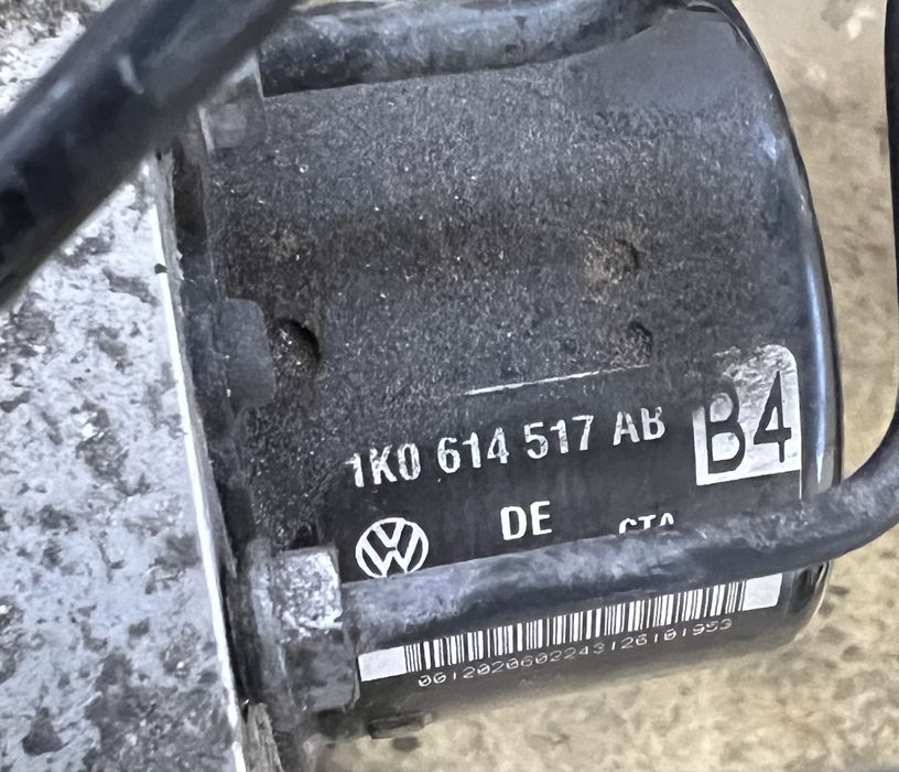 ABS помпа 1K0 907 379 AB