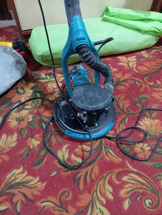 Шлифмашина для стен и потолков