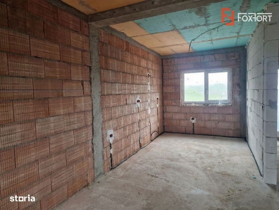 Duplex de vanzare cu 3 camere, zona Bucovat