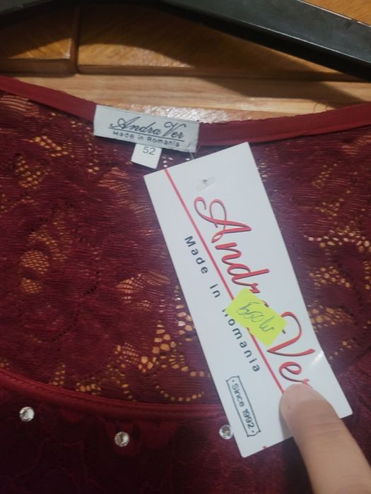 Vând rochie de nunta mărimea 52