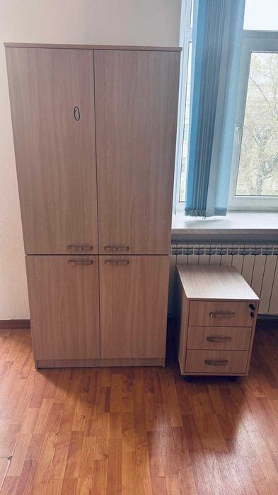 Продам новую мебель для офиса