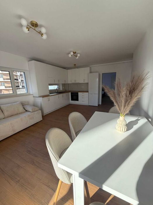 Apartament de inchiriat cu parcare si balcon in Best Residence
