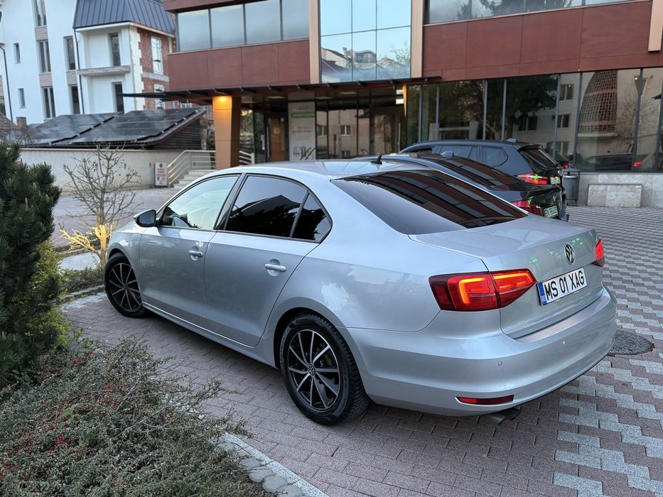 VOLKSWAGEN Jetta 2016 — imagine 3