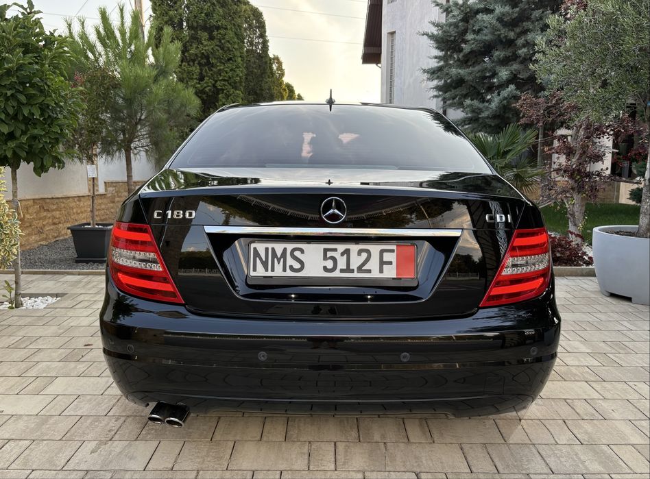 MERCEDES-BENZ C-Class 2012 — imagine 4