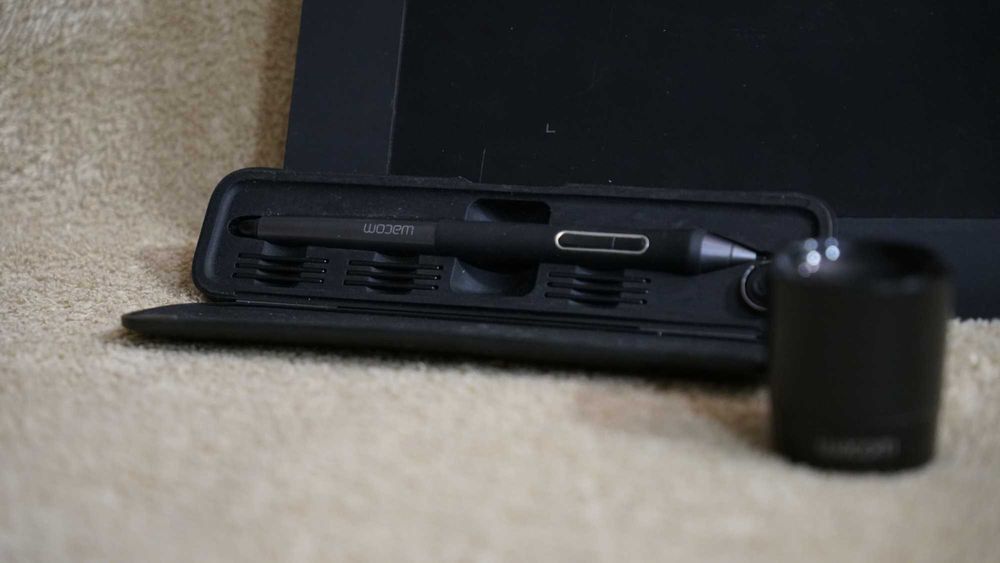 Wacom Intuos Pro - Medium - PTH-651 | Графичен таблет Wacom