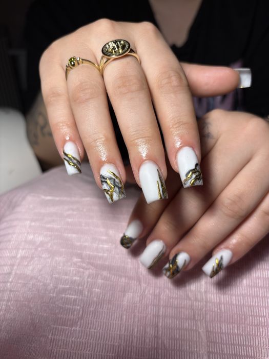 Unghii cu gel zona Auchan Pallady