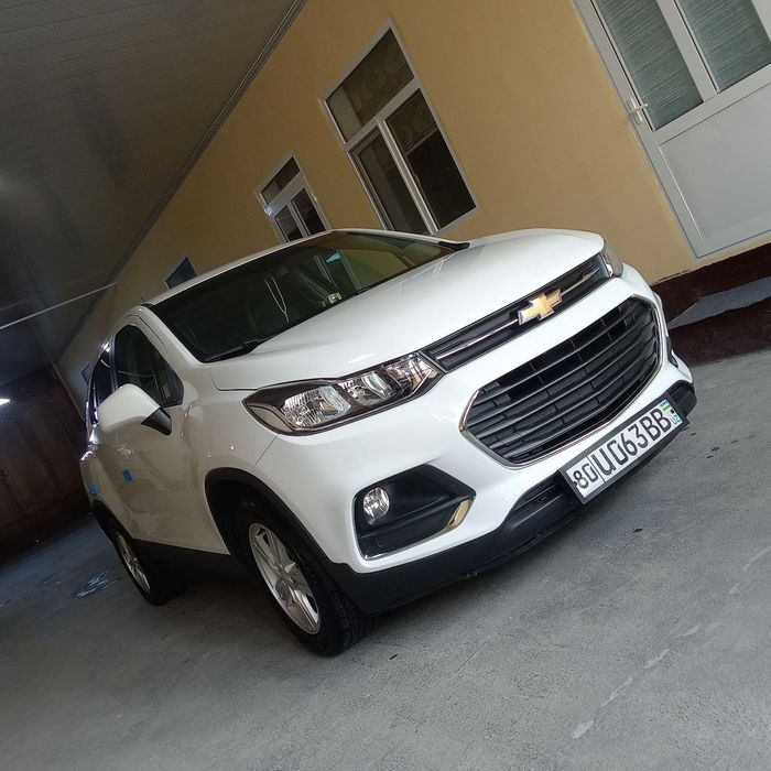 Трекер сотилади холати жуда яхши