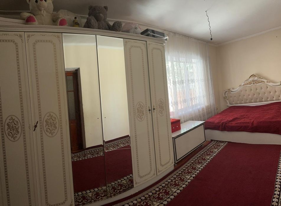 Спальный гарнитур (шкаф +кровать)