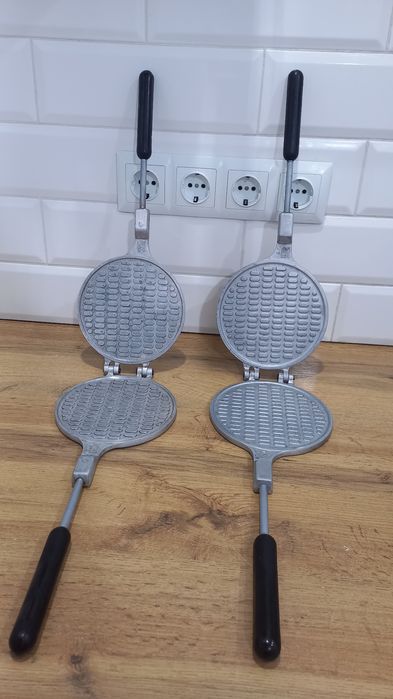 Вафельница для вафельных трубочек (советская форма)