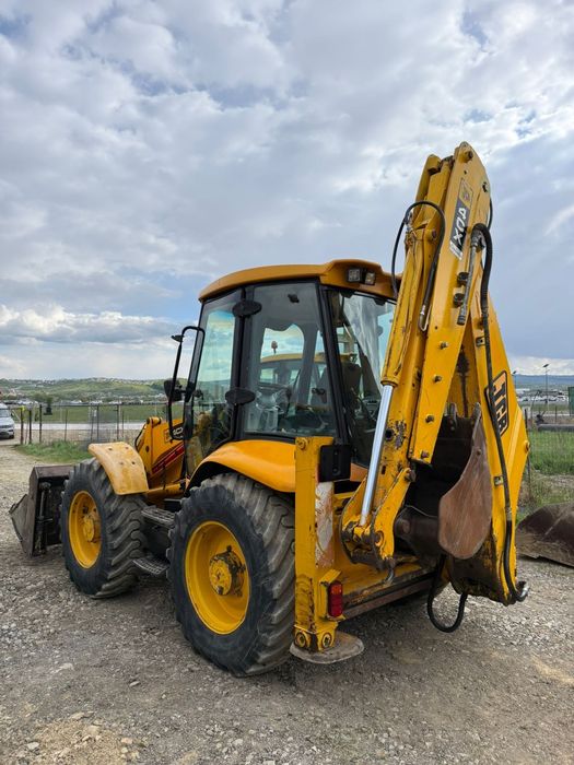 Buldoexcavator JCB 4CX  An 2005