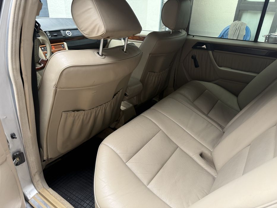 Срочно продам мерс w124 ешка