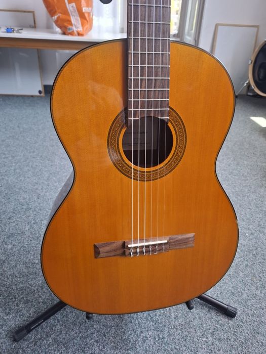 Takamine G124 класическа китара