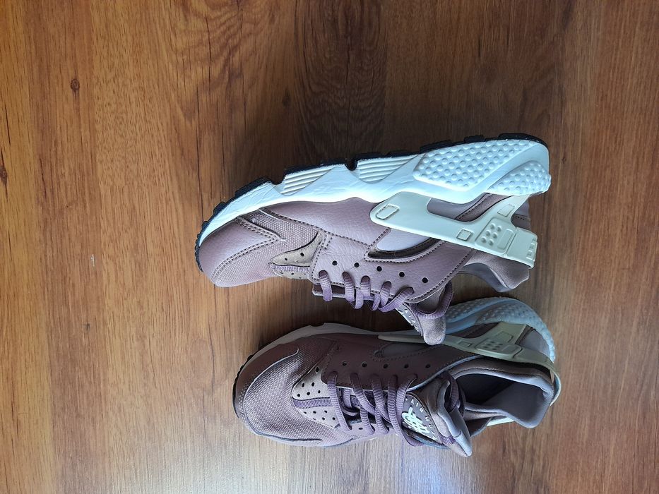 Nike Huarache маратонки 36 номер.