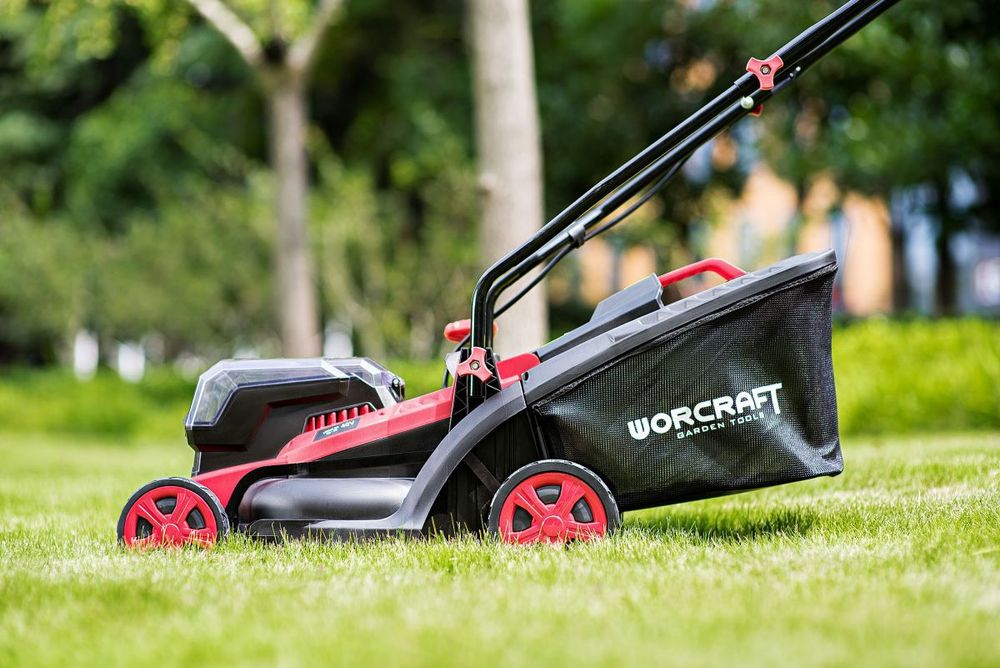 Газон уриш хизмати . Посев газона