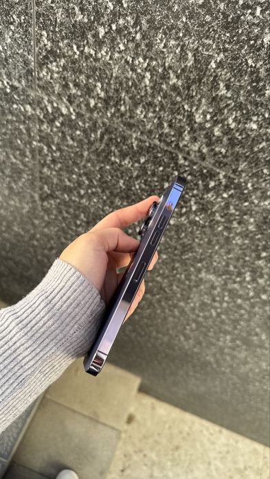 Iphone 14 pro max purple