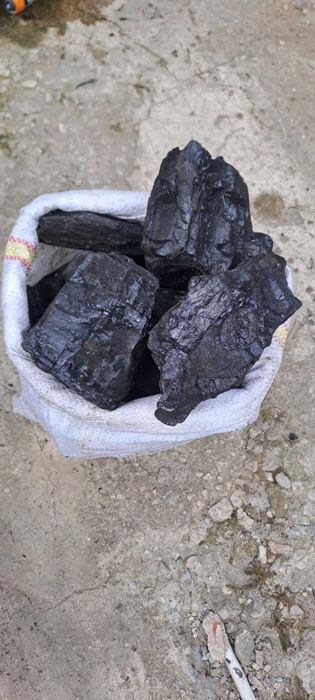 Vând cărbune huilă