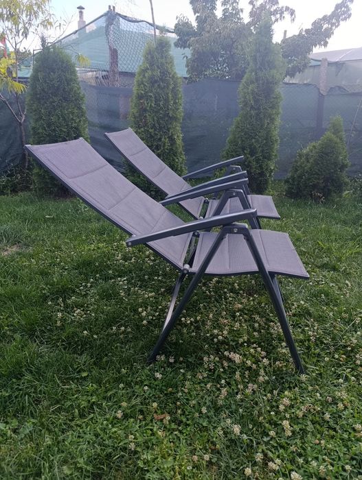 Сгъваеми алуминиеви столове