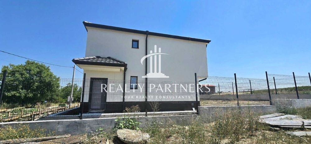 Продава се Къща в с. Хераково, Област София-област - 254 кв.м за 1438 €/кв.м - Снимка #1