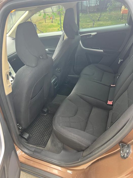 Volvo xc 60 an 2010