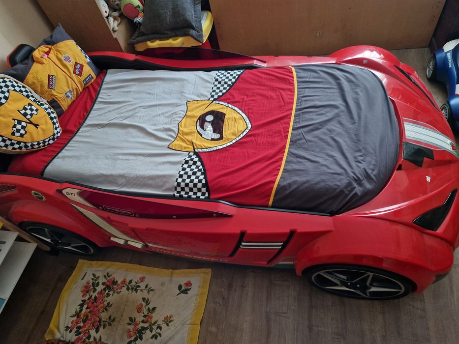 Кола легло Чилек