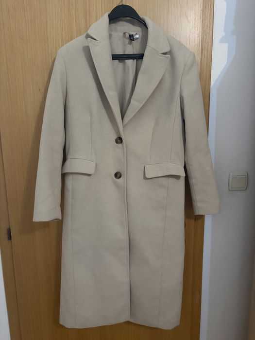 Бежово палто - H&M