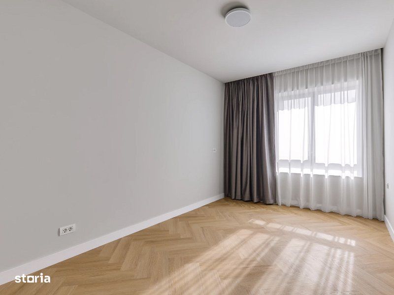 Apartament De Inchiriat Cu 3 Camere -  // Pet Friendly