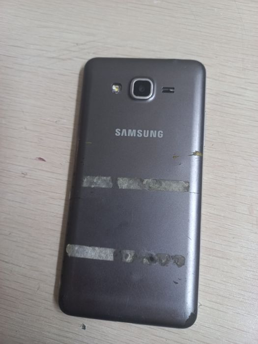 Продам Самсунг .