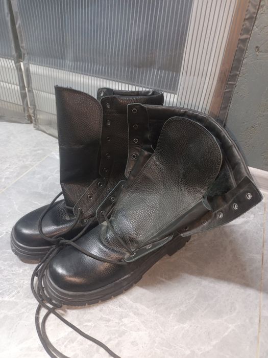 Продам берцы туфли