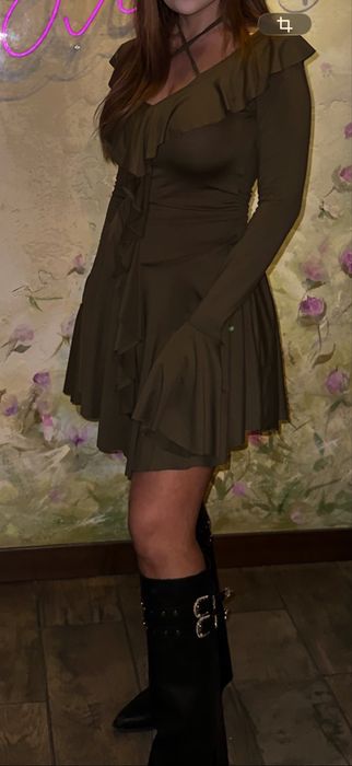 Платье цвета хаки