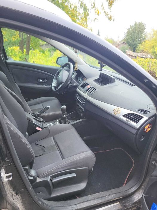 RENAULT Megane 2010 — imagine 1